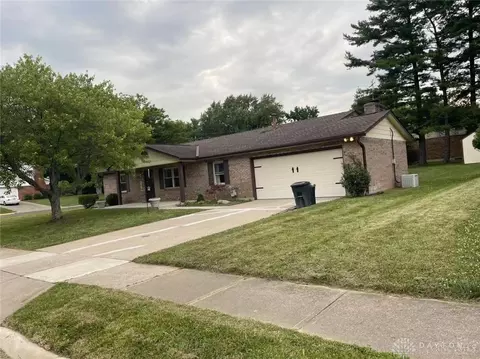 1020 Tollgate Dr, Oxford, OH 45056