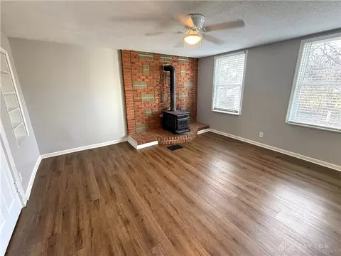 Living - 1401 Jefferson Ave, Reading, OH 45215 photo 1 of 1