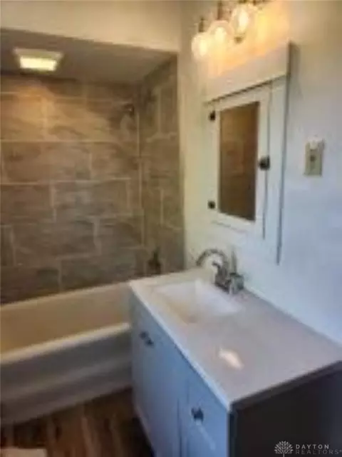 250 S Douglas Ave, Springfield, OH 45505 photo 28