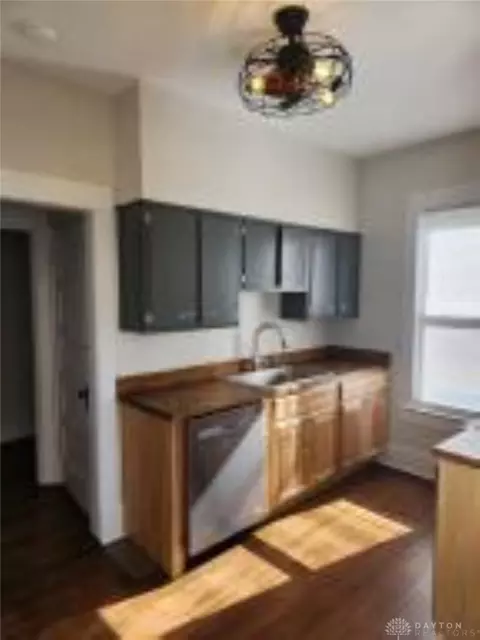 250 S Douglas Ave, Springfield, OH 45505 photo 15