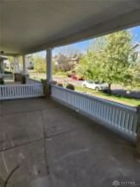 250 S Douglas Ave, Springfield, OH 45505 photo 2