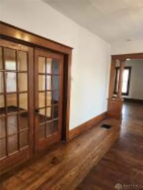 250 S Douglas Ave, Springfield, OH 45505 photo 8