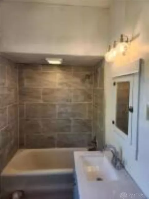 250 S Douglas Ave, Springfield, OH 45505 photo 27