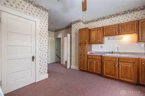 Entry Way - 657 E 2nd St, Franklin, OH 45005 photo 1 of 1