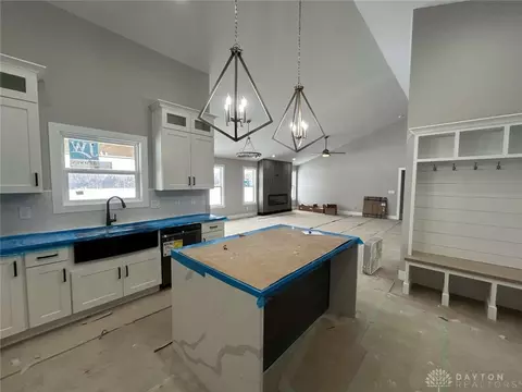 Kitchen - 45 Copperhead Trl, Springboro, OH 45066 photo 5 of 5