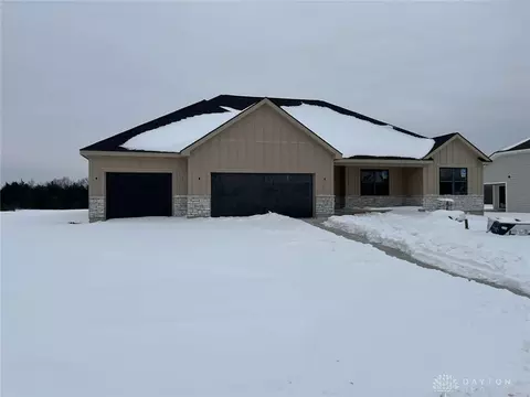 Exterior - 45 Copperhead Trl, Springboro, OH 45066 photo 2 of 3
