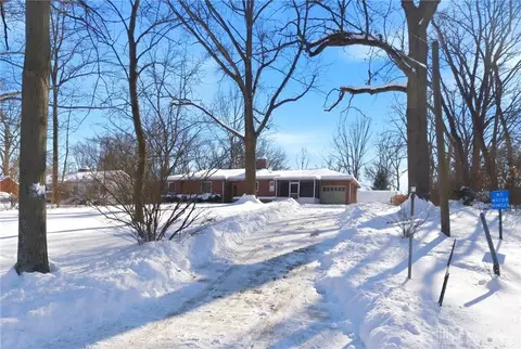 96 Winnet Dr, Dayton, OH 45415