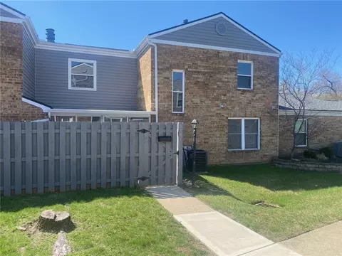 5551 Hummock Rd, Dayton, OH 45426