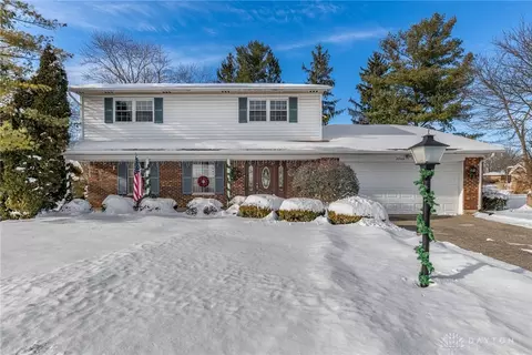 7745 John Elwood Dr, Centerville, OH 45459