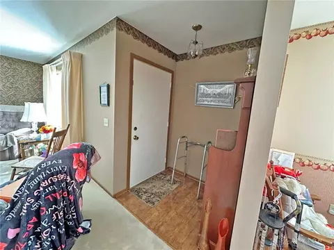 1136 Foxboro Rd, Springfield, OH 45503 photo 3