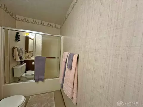 1136 Foxboro Rd, Springfield, OH 45503 photo 29