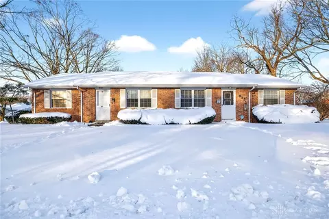 815 Hartz Dr, Lebanon, OH 45036