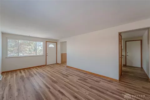 Living - 4343 Burchill St, Springfield, OH 45503 photo 3 of 3