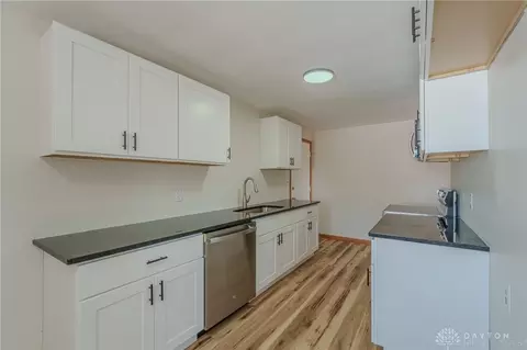 Kitchen - 4343 Burchill St, Springfield, OH 45503 photo 4 of 6