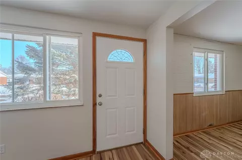 Entry Way - 4343 Burchill St, Springfield, OH 45503 photo 1 of 2