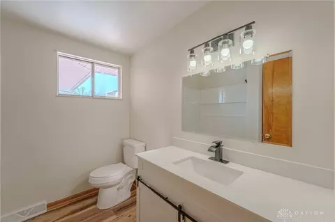 Bath - 4343 Burchill St, Springfield, OH 45503 photo 1 of 2