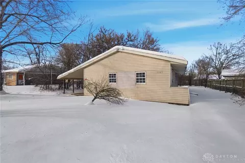 5147 Whaley Dr, Dayton, OH 45417