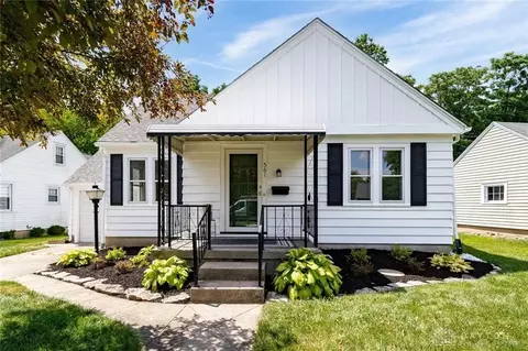 561 Kling Dr, Dayton, OH 45419