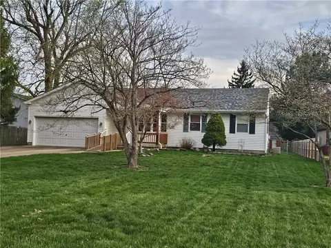 3647 N Lakeshore Dr, Jamestown, OH 45335