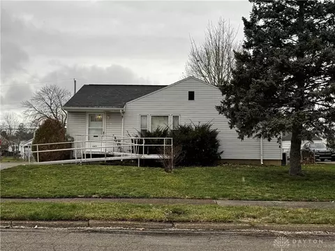 345 Murchison Ln, Dayton, OH 45431