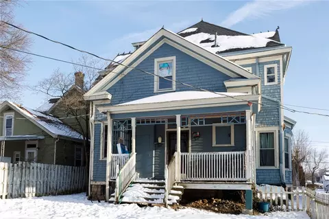 Exterior - 305 E Main St, Blanchester, OH 45107 photo 3 of 4