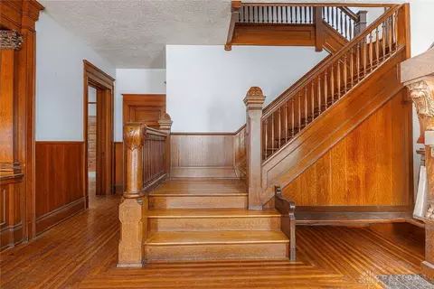 Entry Way - 305 E Main St, Blanchester, OH 45107 photo 3 of 8