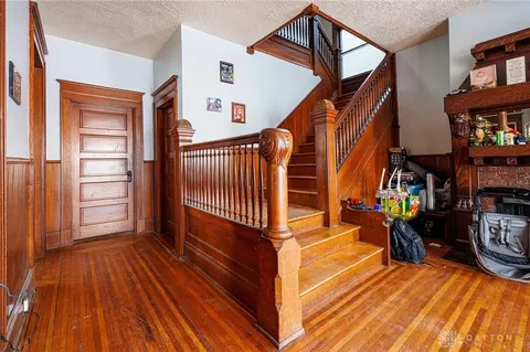 Entry Way - 305 E Main St, Blanchester, OH 45107 photo 4 of 8