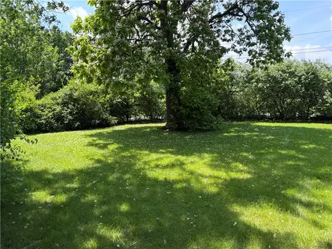 4536 Powell Rd, Dayton, OH 45424