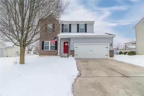 2685 Oak Trace Ct, Beavercreek, OH 45431