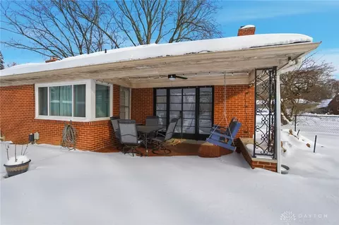 Exterior - 4033 Stonehaven Rd, Kettering, OH 45429 photo 4 of 5