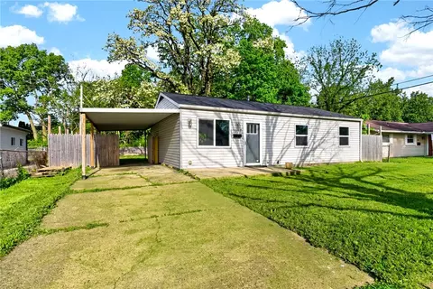 1107 Rossiter Dr, Dayton, OH 45417