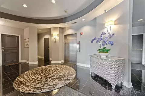 Entry Way - 380 Baum St #5B, Cincinnati, OH 45202 photo 1 of 3