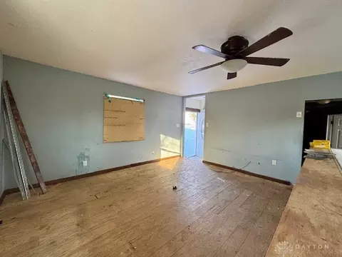 Living - 4407 Redmond Rd, Springfield, OH 45505 photo 7 of 7