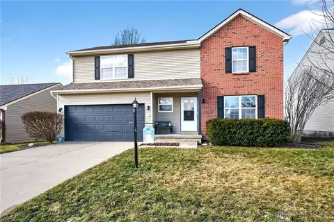 37 N Dockside Dr, Springboro, OH 45066