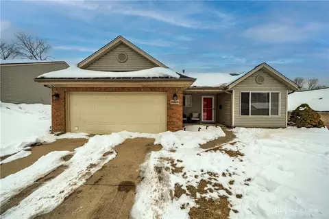 3425 Bulah Ave, Kettering, OH 45429