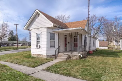 94 W North St, Cedarville, OH 45314