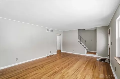 Living - 9151 Tag Dr, Cincinnati, OH 45231 photo 3 of 5