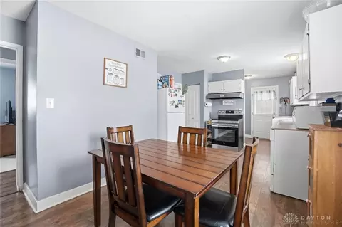 Dining - 1267 Beech St, Fairborn, OH 45324 photo 2 of 2