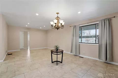 Living - 4769 Bigger Rd, Kettering, OH 45440 photo 2 of 3