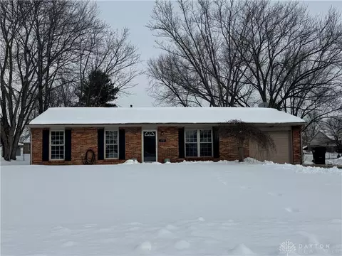 175 Nikki Ct, Franklin, OH 45005