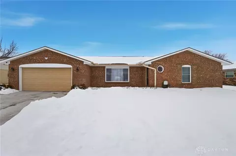 1371 Cornish Dr, Vandalia, OH 45377