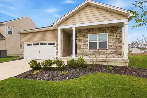 5166 Windbrooke Dr, Tipp City, OH 45371