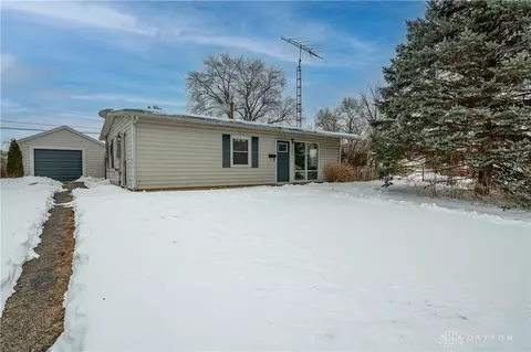 227 Rawson Dr, New Carlisle, OH 45344