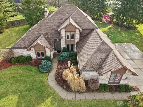 488 Saddle Park Ct, Washington Township, OH 45458