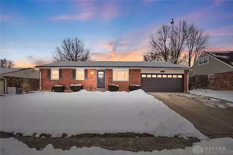 1257 Gettysburg Dr, Troy, OH 45373