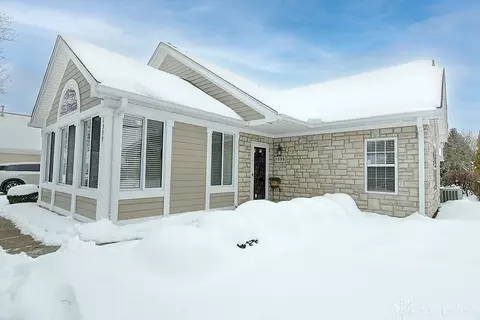 1599 Turnberry Village Dr, Washington Township, OH 45458