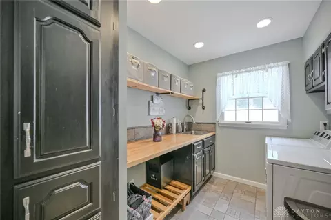 Other - 224 Roscommon Dr, Springfield, OH 45503 photo 6 of 23