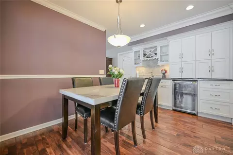 Dining - 224 Roscommon Dr, Springfield, OH 45503 photo 1 of 6