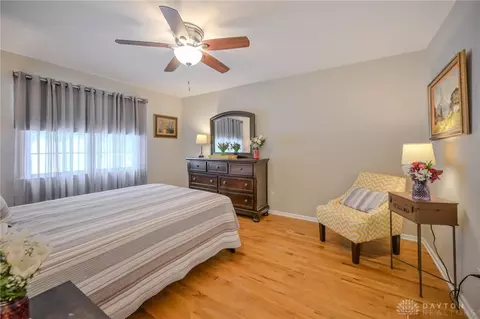 Bedroom - 224 Roscommon Dr, Springfield, OH 45503 photo 6 of 11