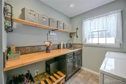 Other - 224 Roscommon Dr, Springfield, OH 45503 photo 7 of 23